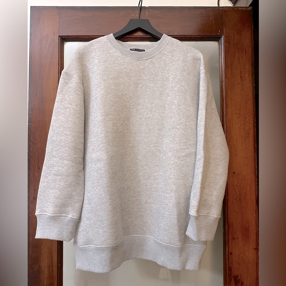 Zara Gray Crew Neck Sweatshirt Size M